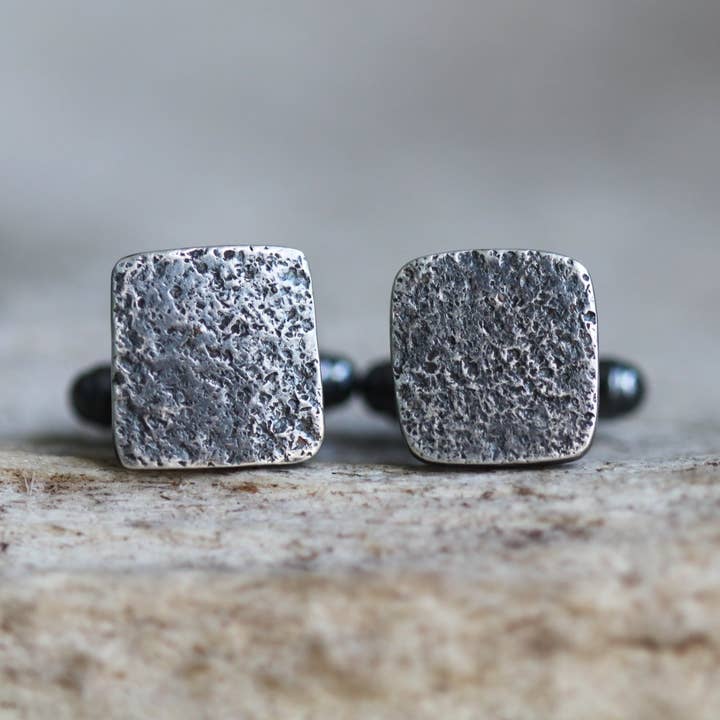 Boutons de manchette fracassés pour la vente par Silverbrook Studios