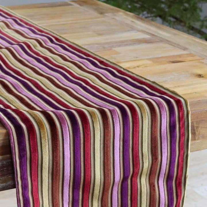 Chemin de table - Lignes velours bordeaux, violet foncé et ocre pour la vente par Next Chance