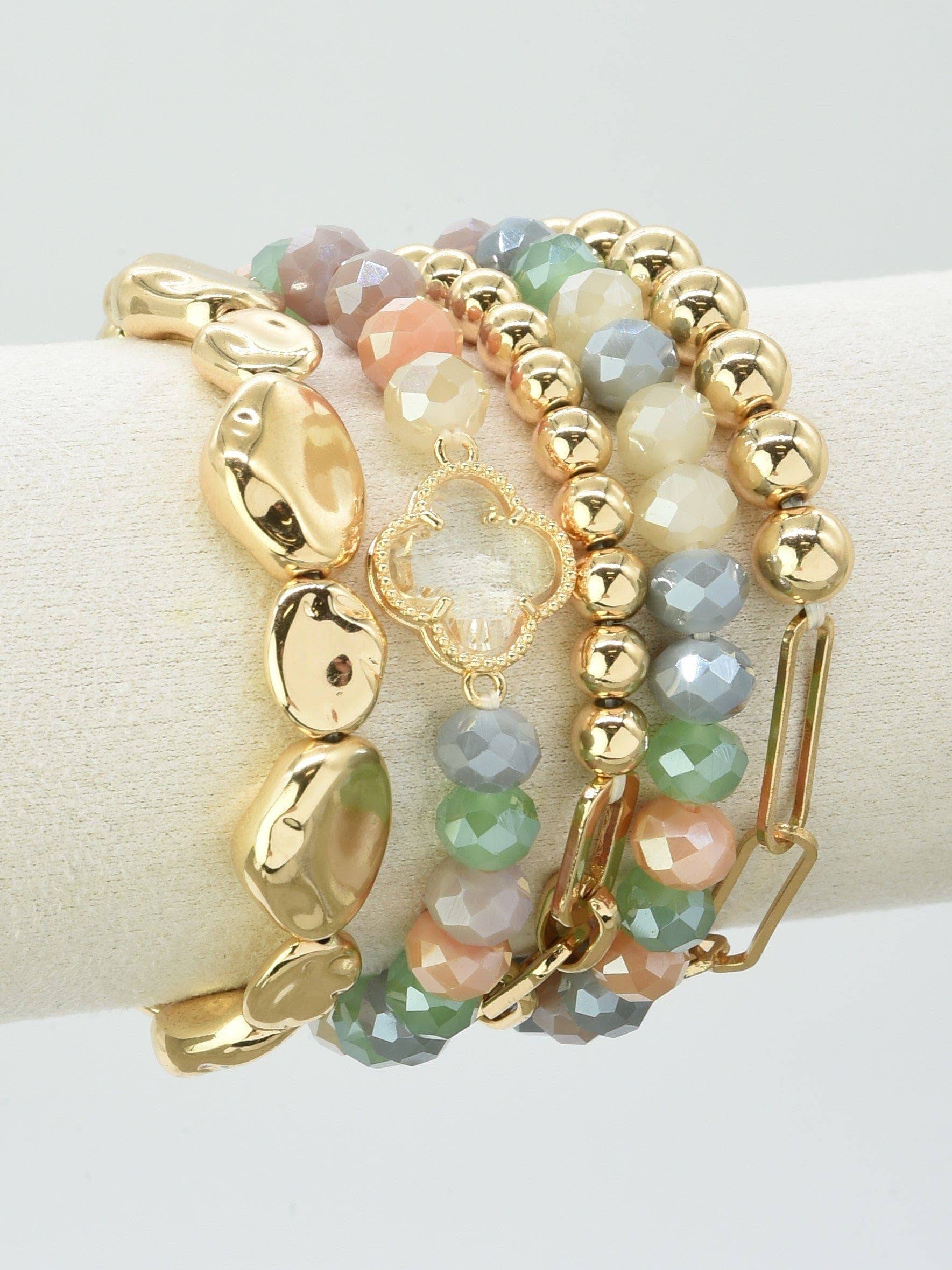 MiMi Wholesale - Wholesale Jewelry Set - Beaded Clover Accent Jewelry Set Bracelet14