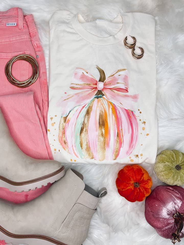 Chic græskar grafisk T-shirt (S-2XL) for engroshandel hos The Sassy Owl