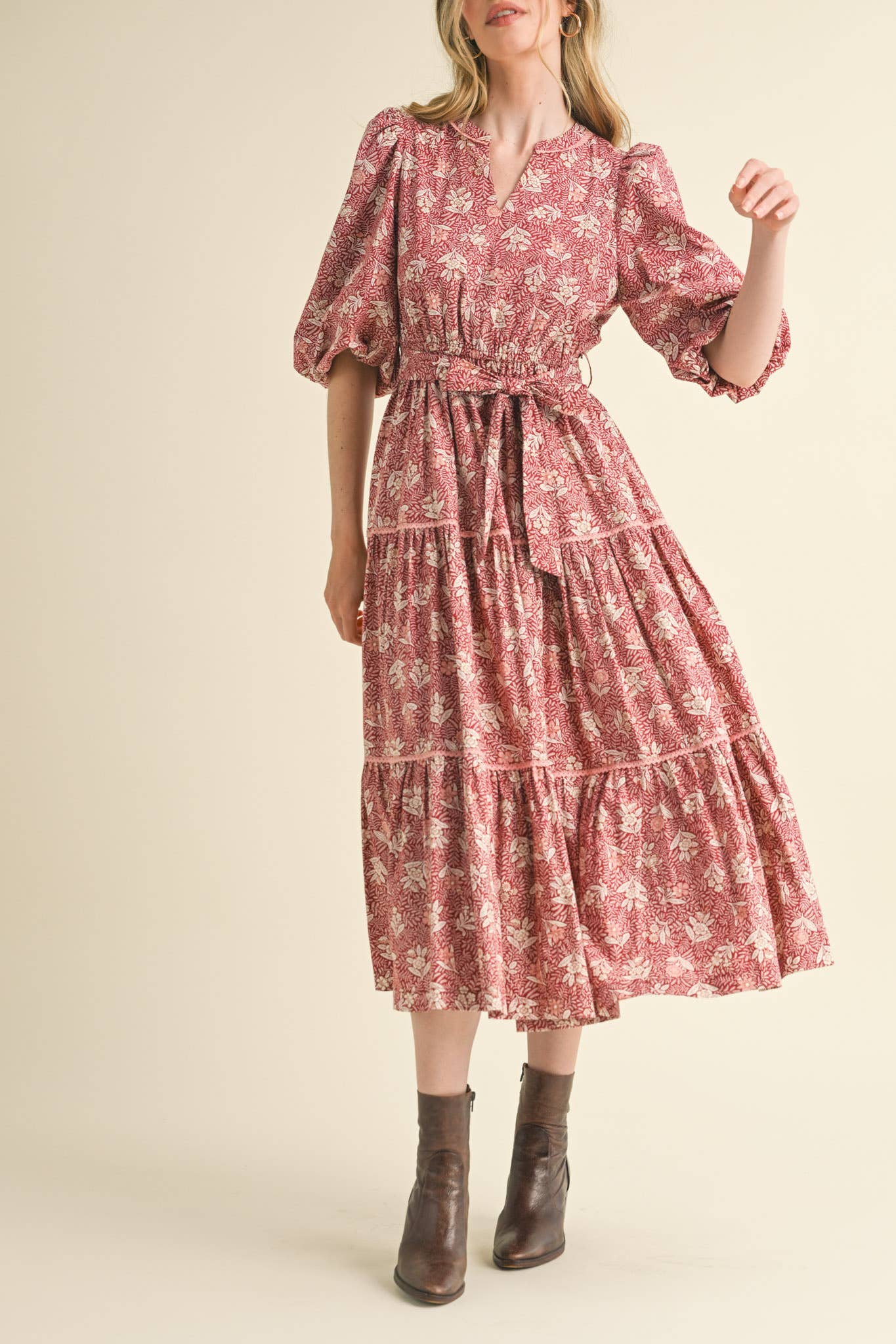 &MERCI - Wholesale Dress - Women's - BUBBLE SLEEVE LACE TRIM MIDI DRESS MDR343016