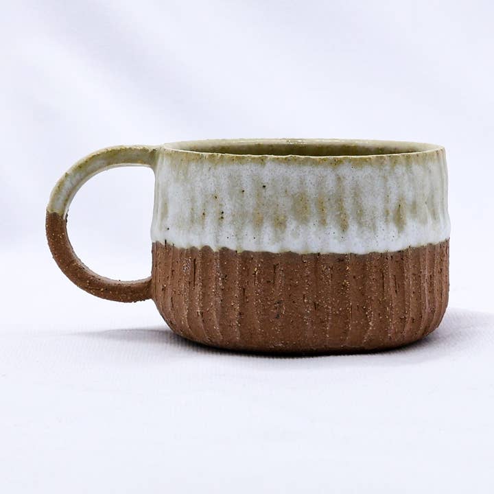 Bianca Arte Handgemaakte Keramische Terra Aardewerk Mok voor wholesale door Ribera Handmade Ceramics