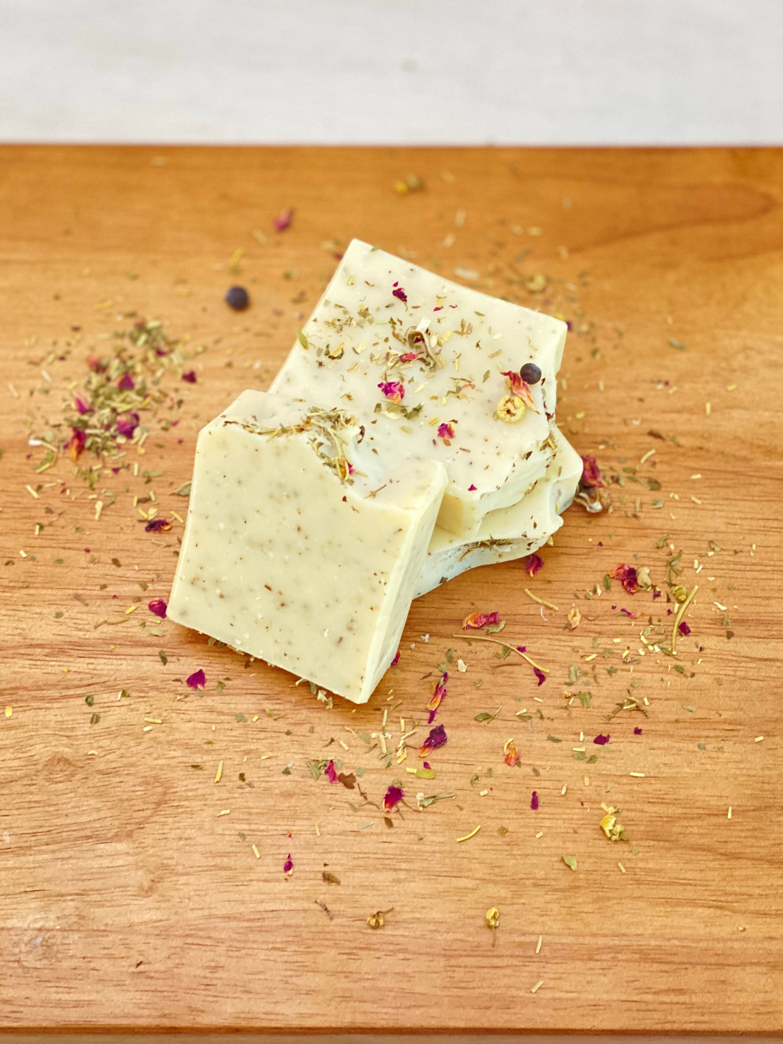 Pluff Mud Mercantile - Wholesale Bar Soap - 5 oz Good 'Lawd Gardenia Handcrafted Soap2