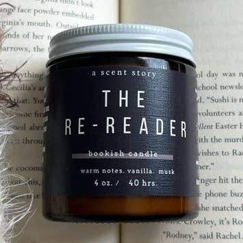 The Re-Reader - Bookish Candle | Sur le thème du livre pour la vente par A Scent Story Candle Co