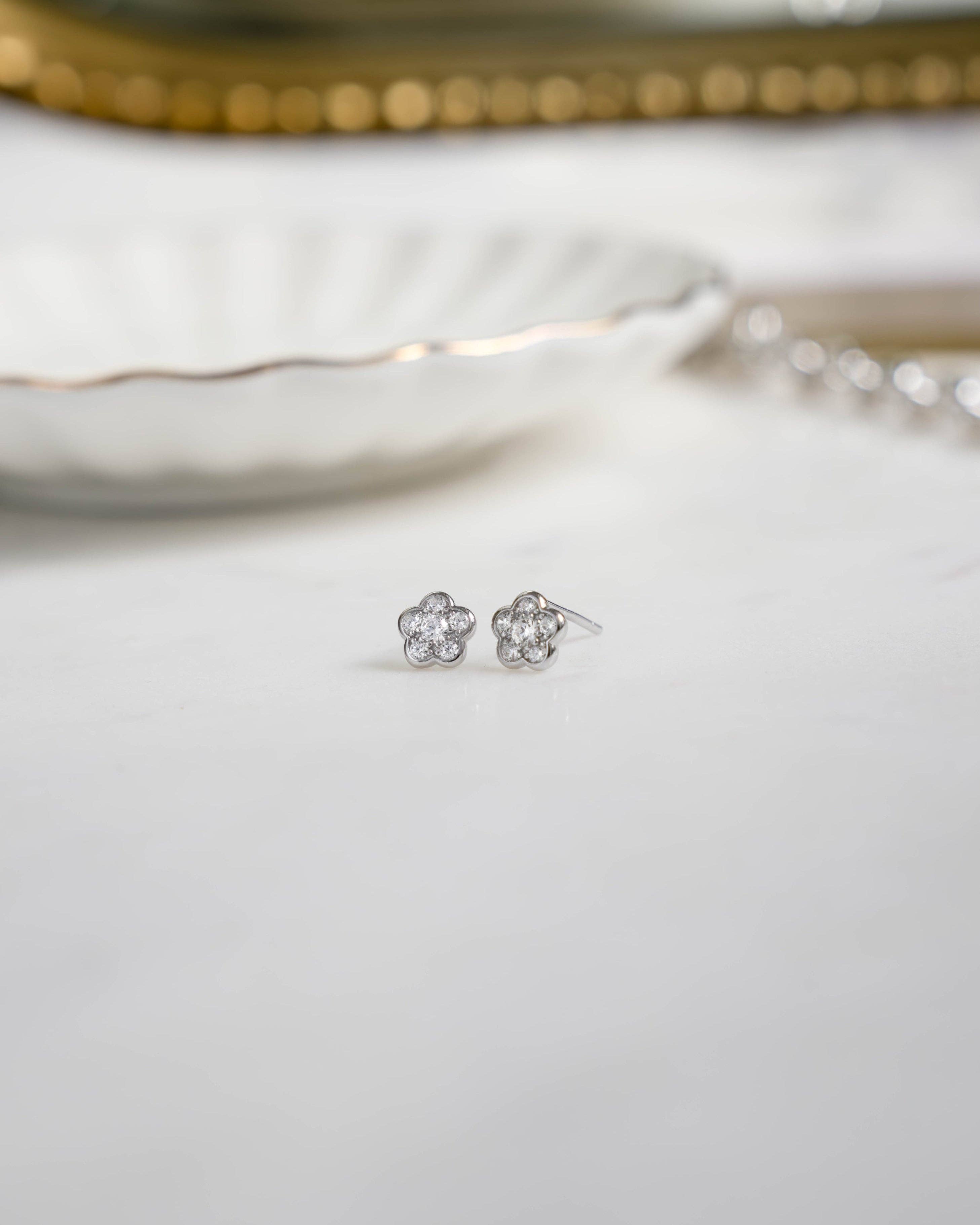 Sami Jewels - Wholesale Stud/Post Earrings - Diamond Flower Studs4