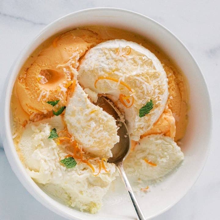 Prima Après - Wholesale Cookie - Coconut Pavlova – Crisp French Meringue with Toasted Coconut2