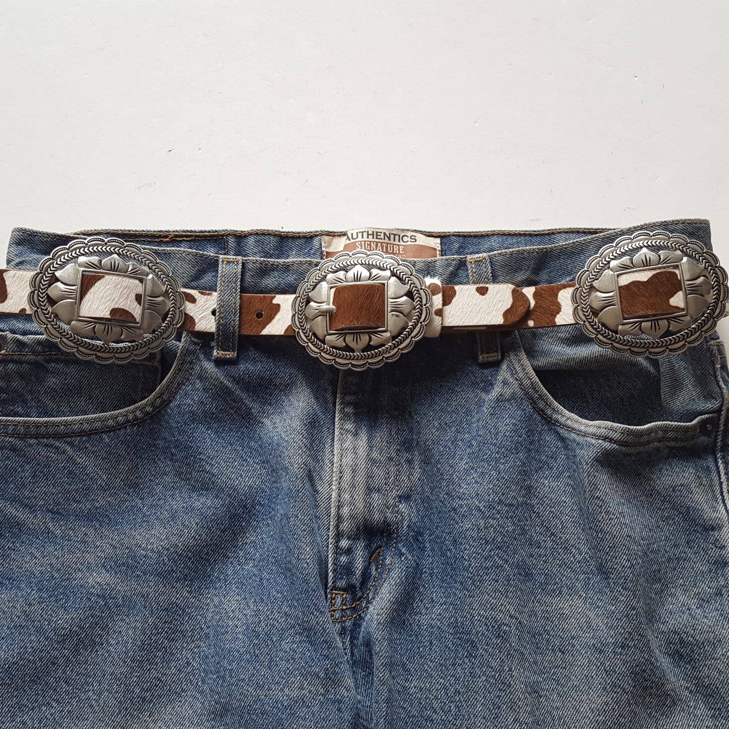 Axesoria West - Vendita all'ingrosso Cintura - Donna - Cintura concho floreale ovale occidentale con vero pelo di mucca5