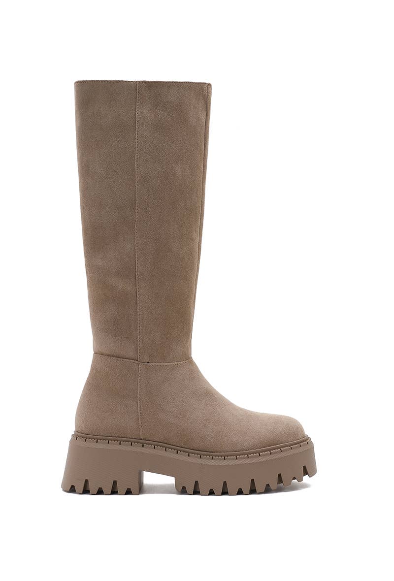 Joia Paris - Wholesale Boots - Women's - High boots with lug sole WZ-739