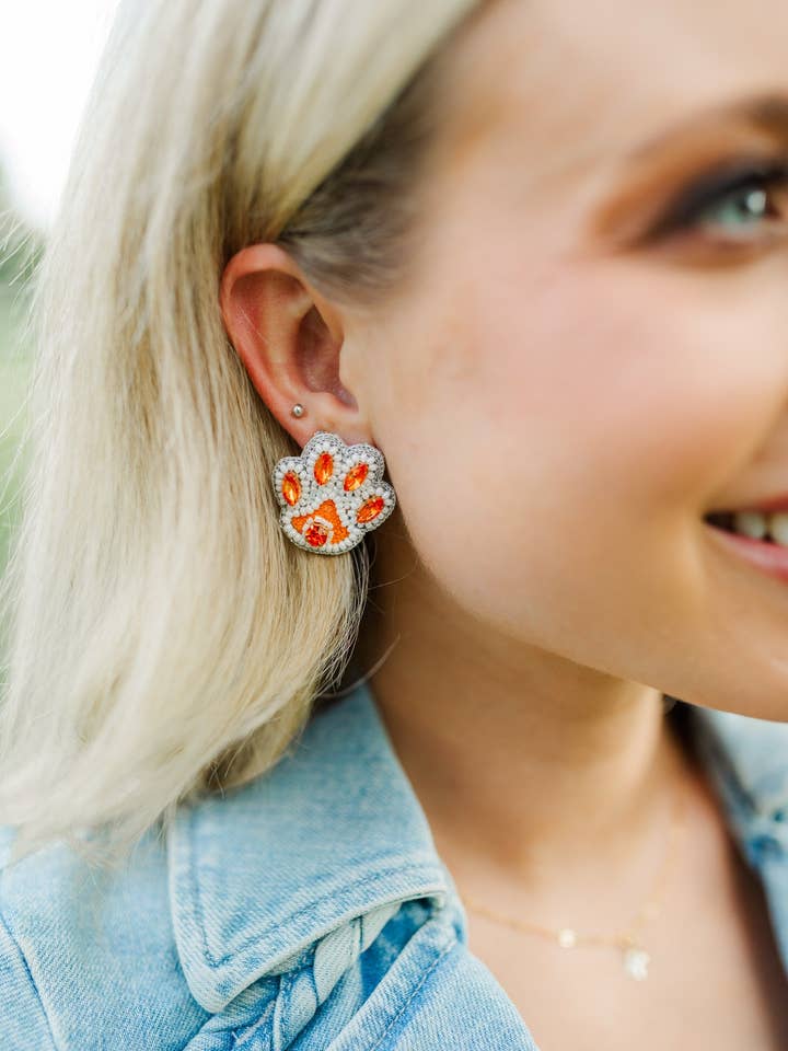 Tiger-Pfotenstecker in Weiß und Orange für den Großhandel von Taylor Shaye Designs