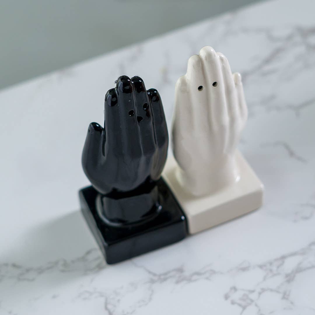 Pacific Trading - Wholesale Salt & Pepper Shaker Set - Fortune Teller Salt and Pepper Shaker Set7