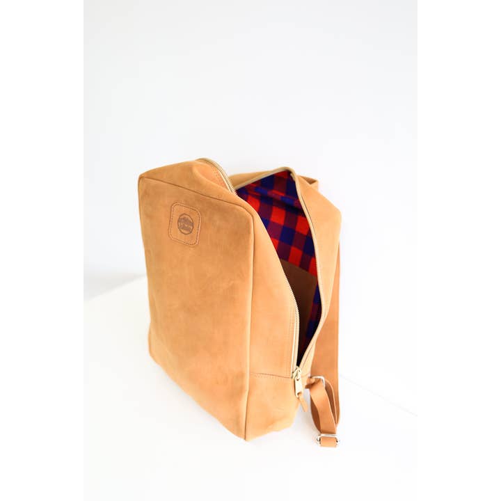 Kilele Gear | Rugged Leather Goods - Wholesale Backpack - Unisex - Genuine Leather Backpack - Men's Laptop Bag