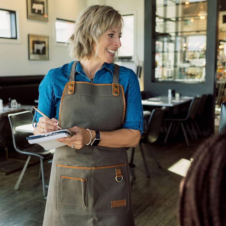 Steel & Clover – Großhandel Schürzen – Townsite Allzweckschürze aus Segeltuch2