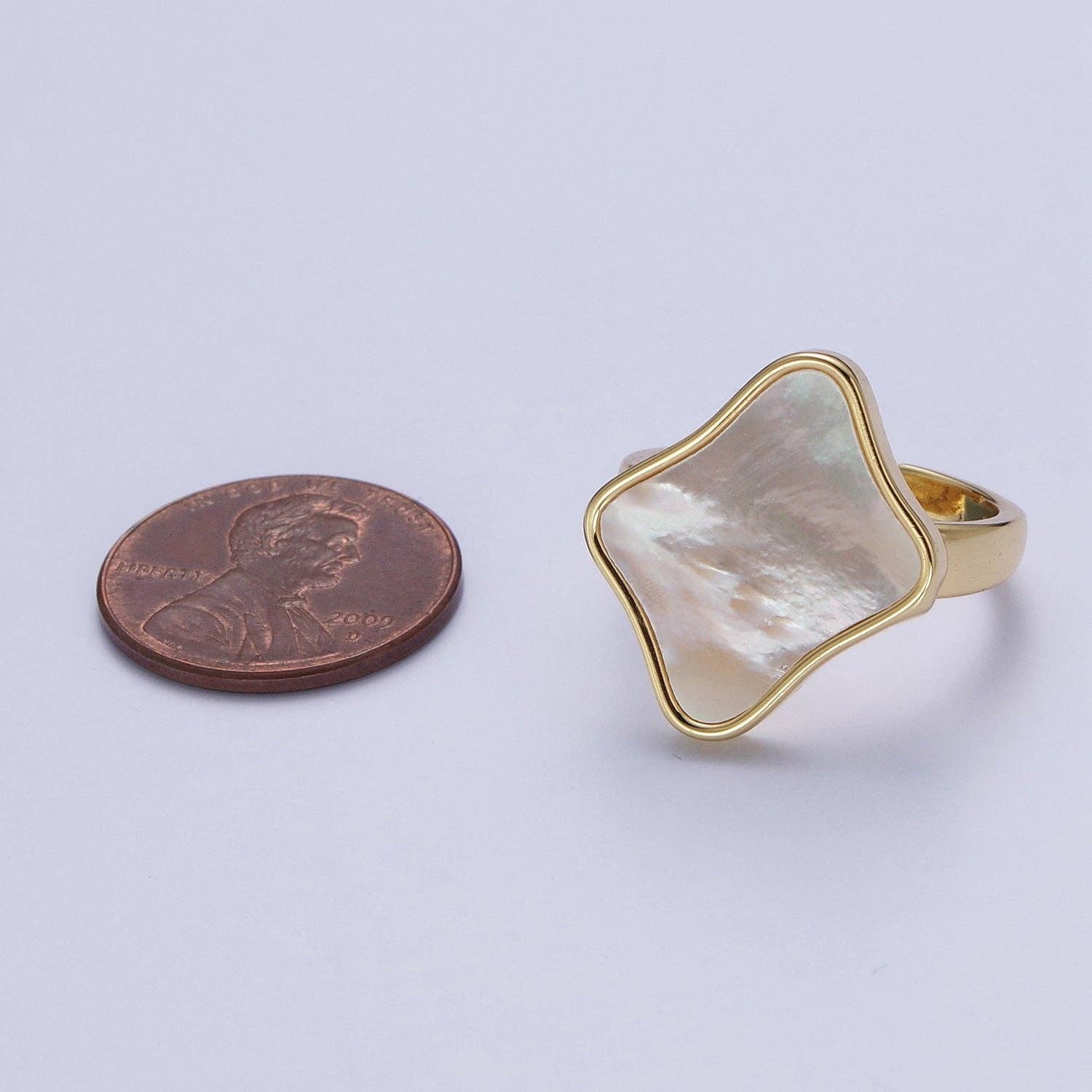 Aim Eternal - Wholesale Cocktail/Statement Ring - GoldFilled Pearl Shell Abstract Rhombus Quatrefoil Open Ring3