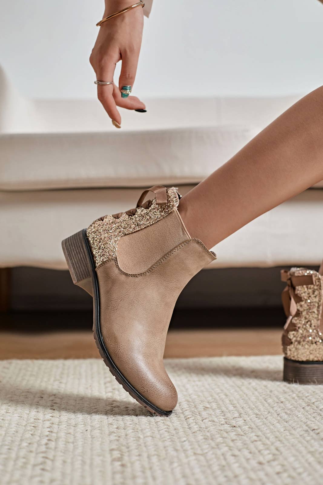 ERYNN - Wholesale Booties - Women's - FLAT ANKLE BOOT WITH BOW - ELSA1