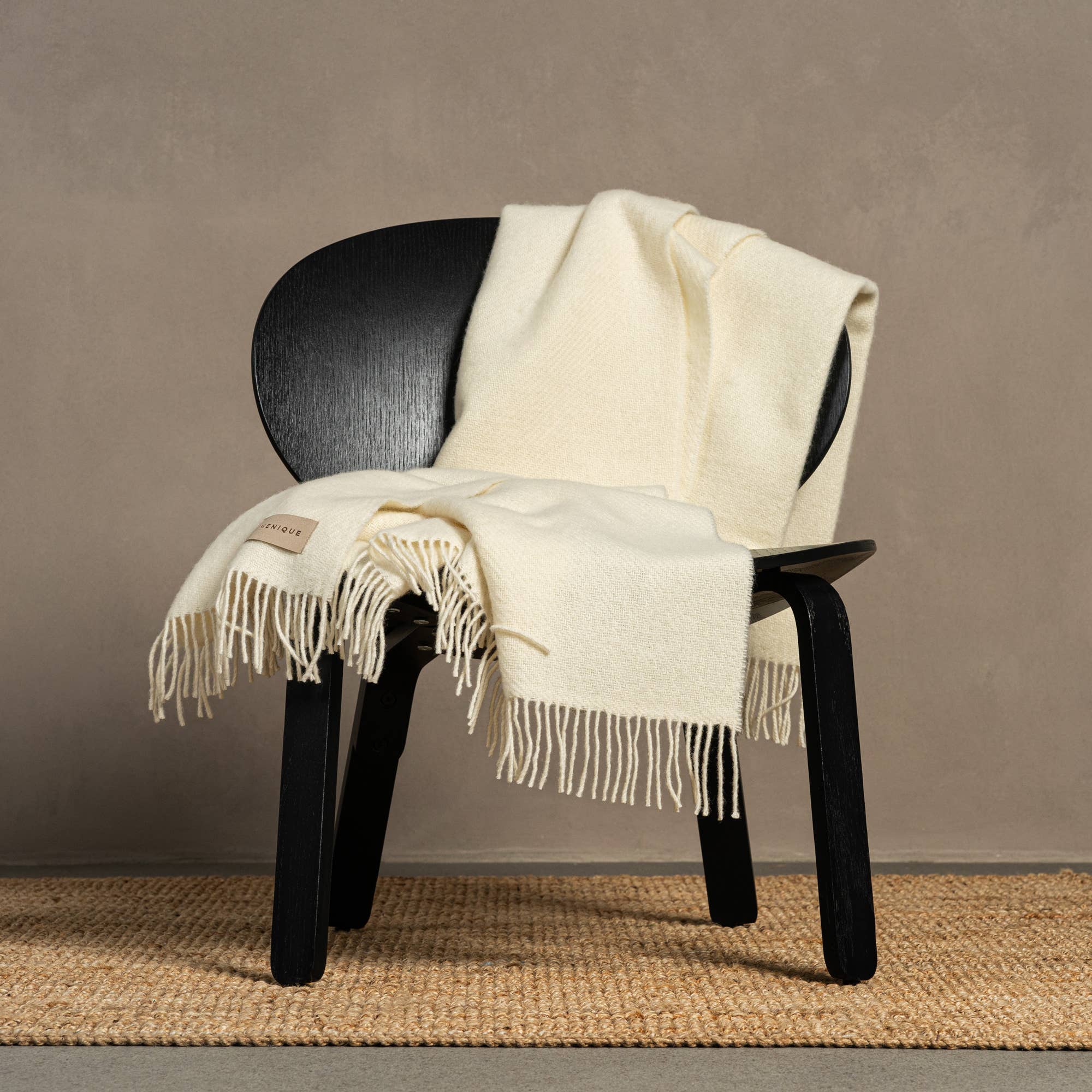 menique – Engroshandel Tæppe – Ren uldplaid Milan4