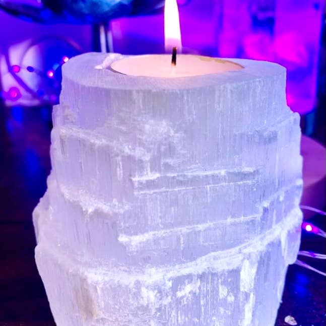 selenite candle holder altar witchy stone candle holder for wholesale by Desarwen