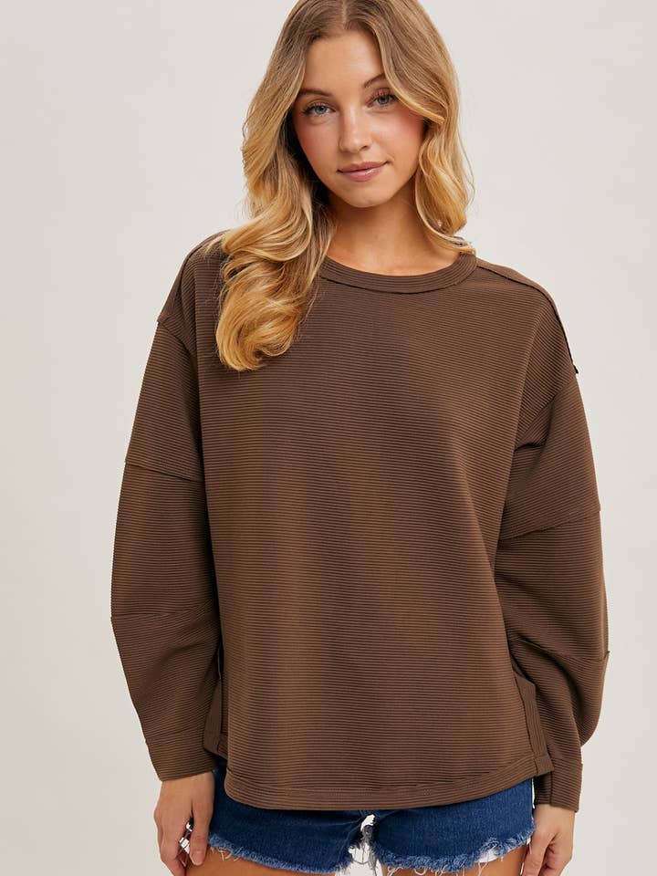 SWEAT-SHIRTS SURDIMENSIONNÉS EN TRICOT À FENTES LATÉRALES pour la vente par Bluivy