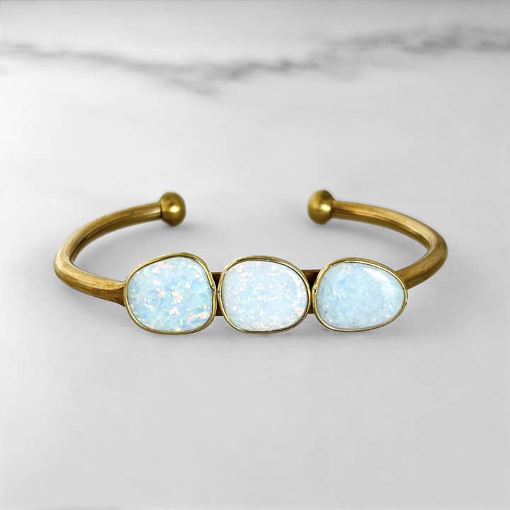 Large Opal Cuff pour la vente par Shalla Wista Studio
