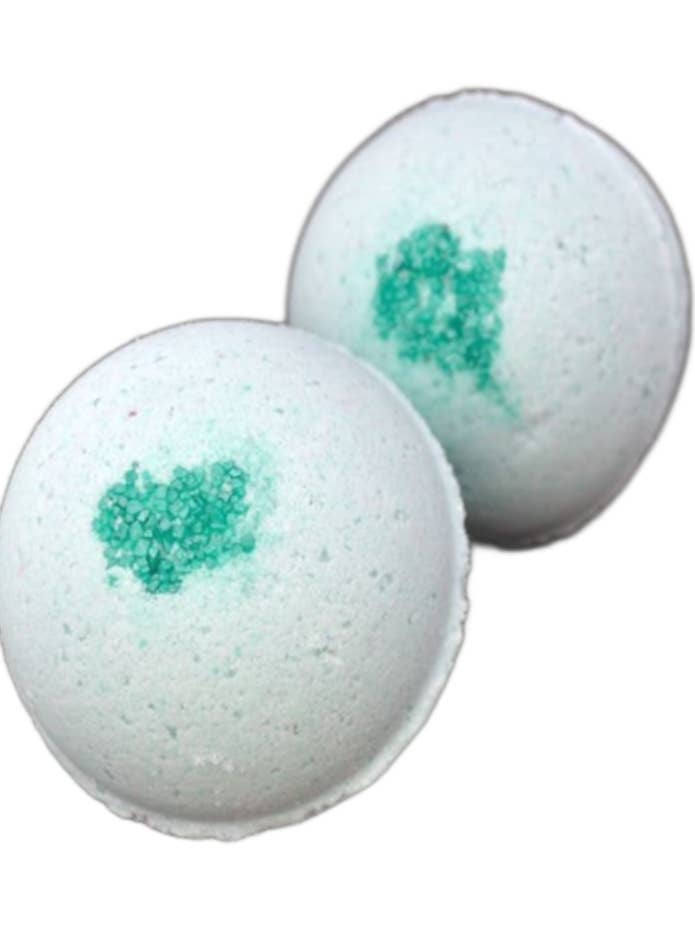 Bombe de Bain Géante aux Herbes de Chanvre Pure Pamplemousse et Sauge avec Sels Naturels, Huile de Chanvre et d'Olive et Argiles pour la vente par The Stuff I Love