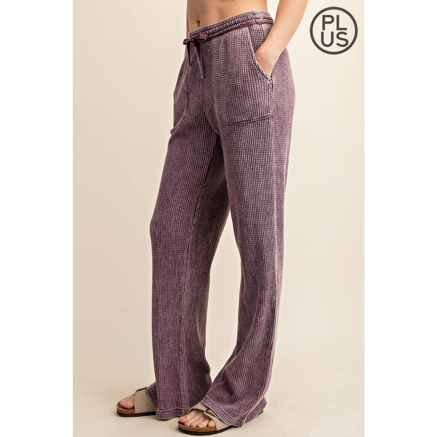 Rae Mode - Vente Pantalon de sport – femme - PANTALONS DE SURVÊTEMENT DROITS GAUFRÉS DÉLAVÉS AUX MINÉRAUX DE GRANDE TAILLE16