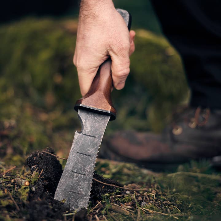 Barebones - Wholesale Garden Tool - Hori Hori Ultimate - The #1 Gardening Tool2