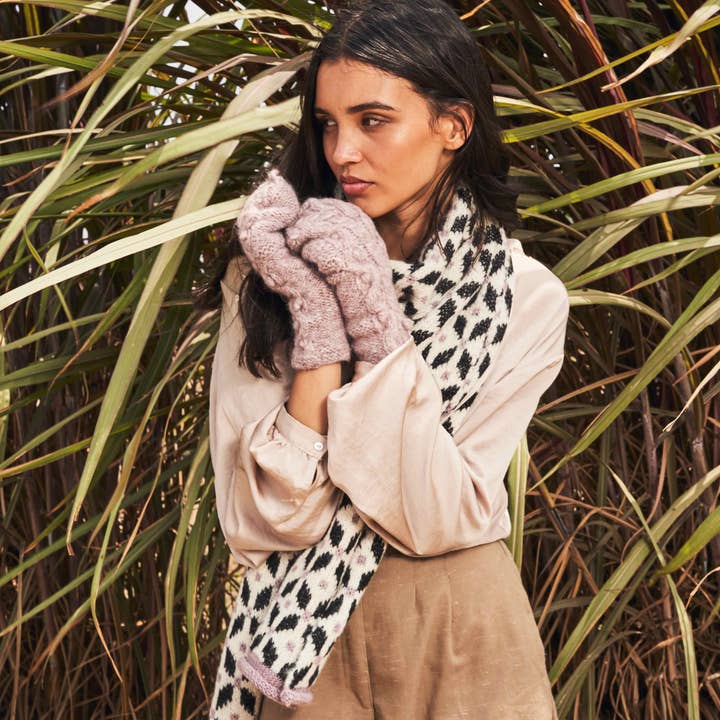 Pyre Flip-Top Mittens for wholesale by Emilime