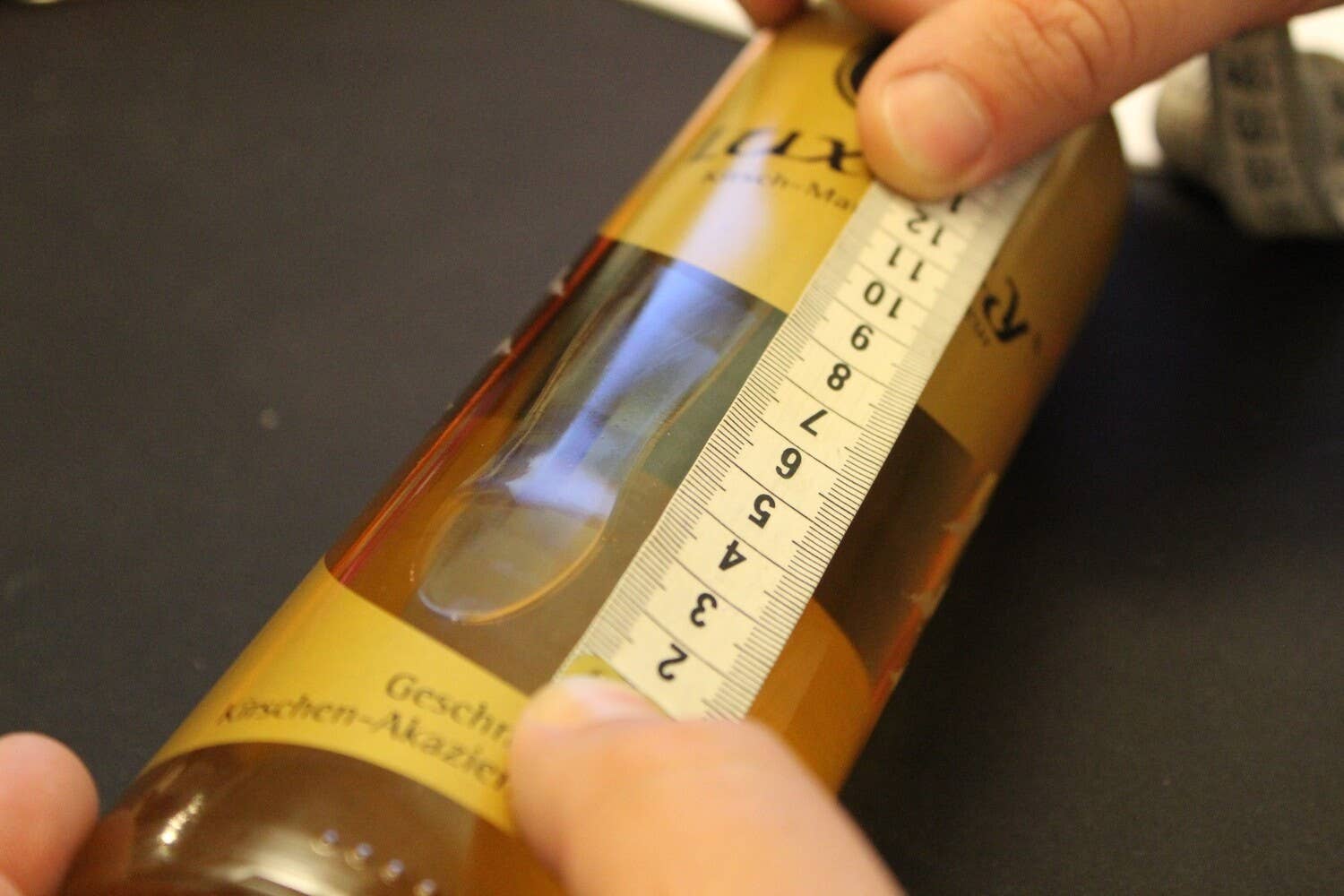 Luxury Liqueur - Wholesale Liqueur - Luxury cherry-honey-almond liqueur2