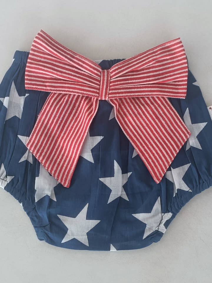 Blue Stars Printed Diaper Cover With Red Striped Bows for wholesale by Yo Baby