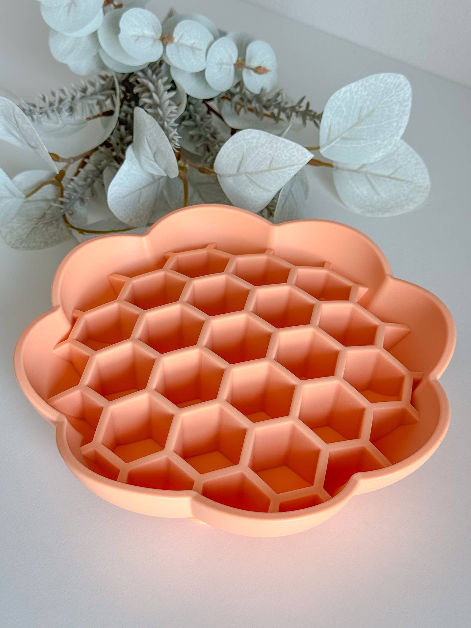 Doggotique - Wholesale Pet Food Mat - Dog - Slow Bowl Sunflower, licking mat for dogs and cats4