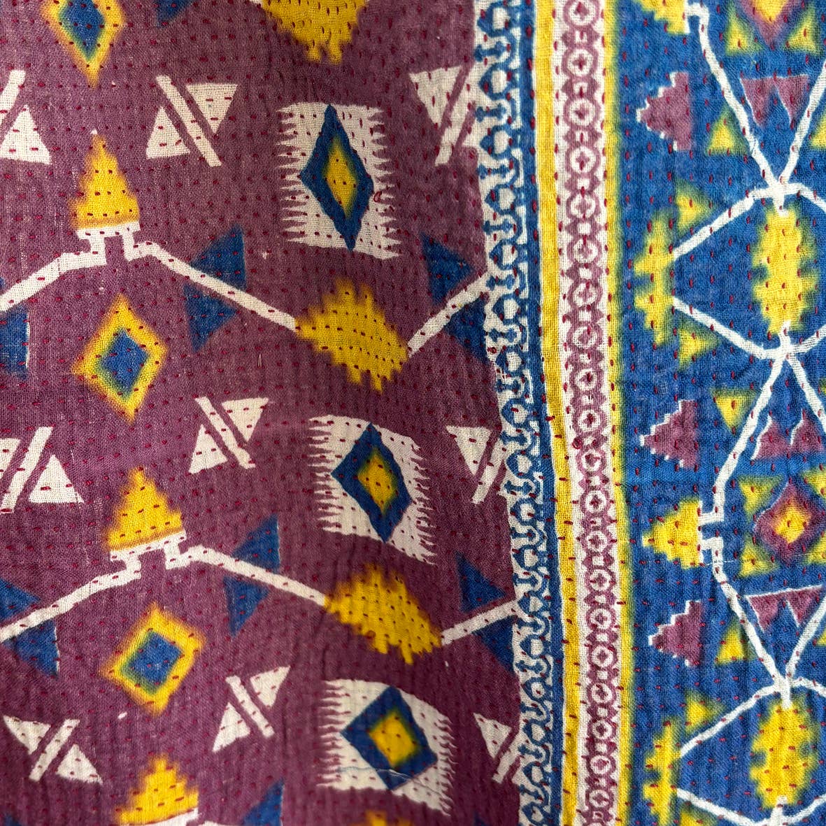 Maison Lilo - Wholesale Tapestry/Textile - Kantha vintage #11 unique piece 145 x 226 cm2