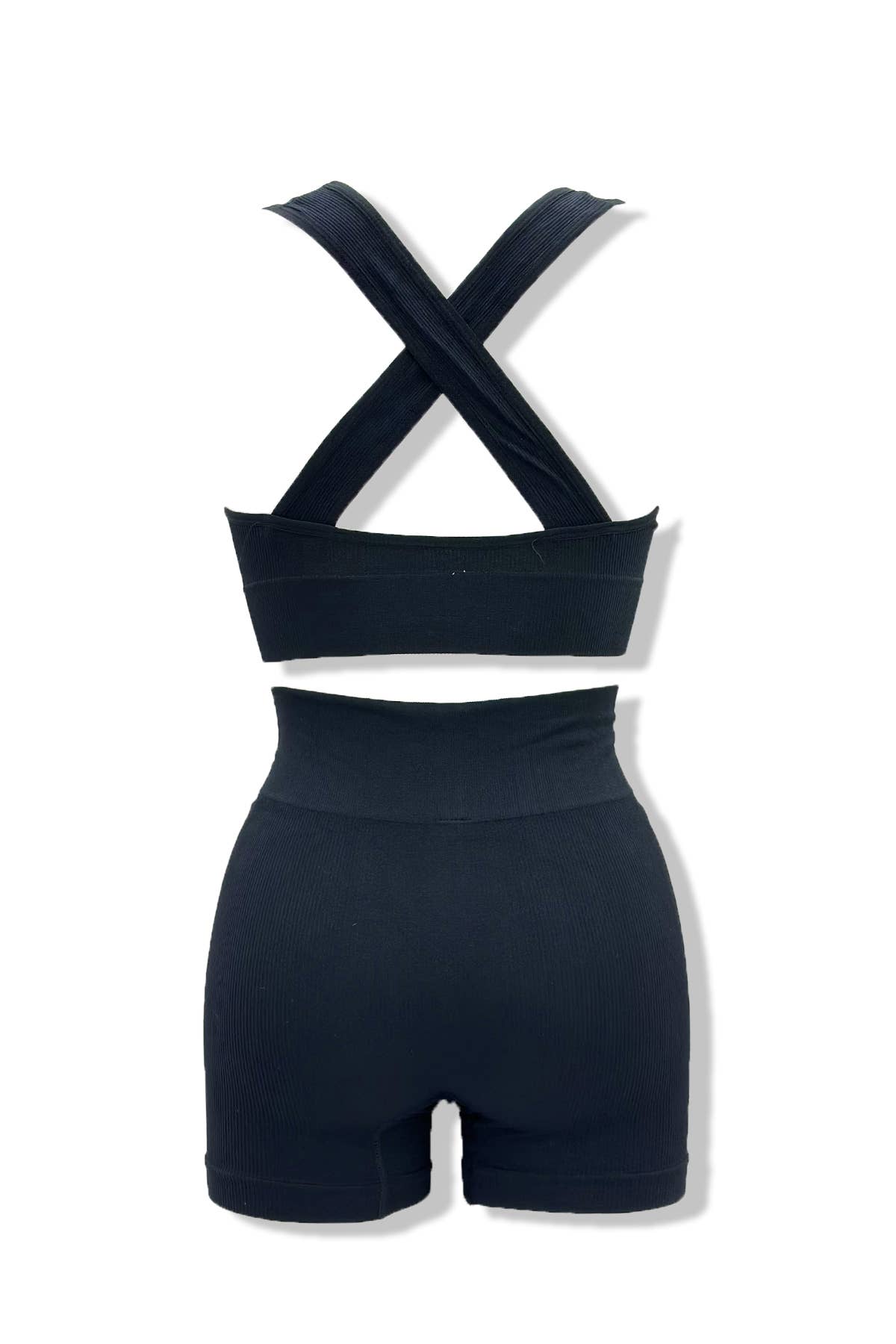 Belle Com'Elle – Großhandel Sportbekleidungsset – Damen – Geripptes Sportset mit Überkreuz-BH und Radlerhose1