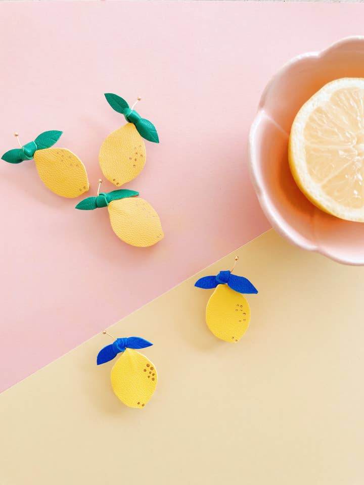Cute lemon handmade brooch, yellow fruit in upcycled leather for wholesale by du vent dans mes valises