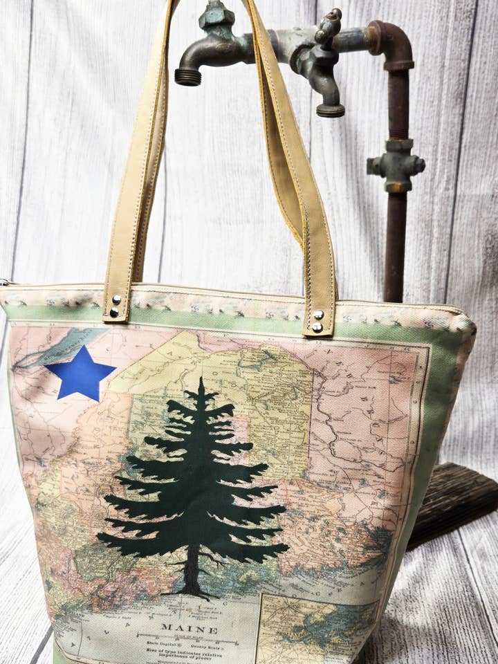 Sac fourre-tout drapeau du Maine pour la vente par Old Bagzz