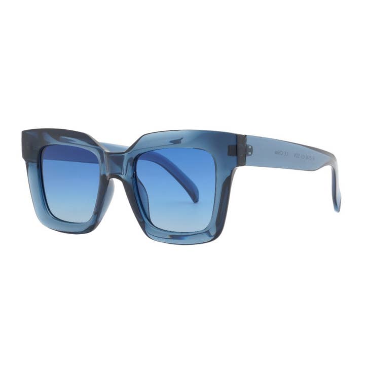 Ellie | Transparent Blau | Blaue Linse für den Großhandel von Ryan Simkhai Eyeshop