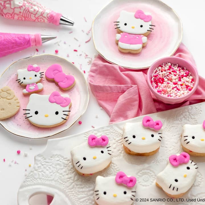 Handstand Kitchen - Wholesale Cupcake/Muffin Pan - Hello Kitty® Ultimate Baking Party – Cupcake, Cookie & Tools5
