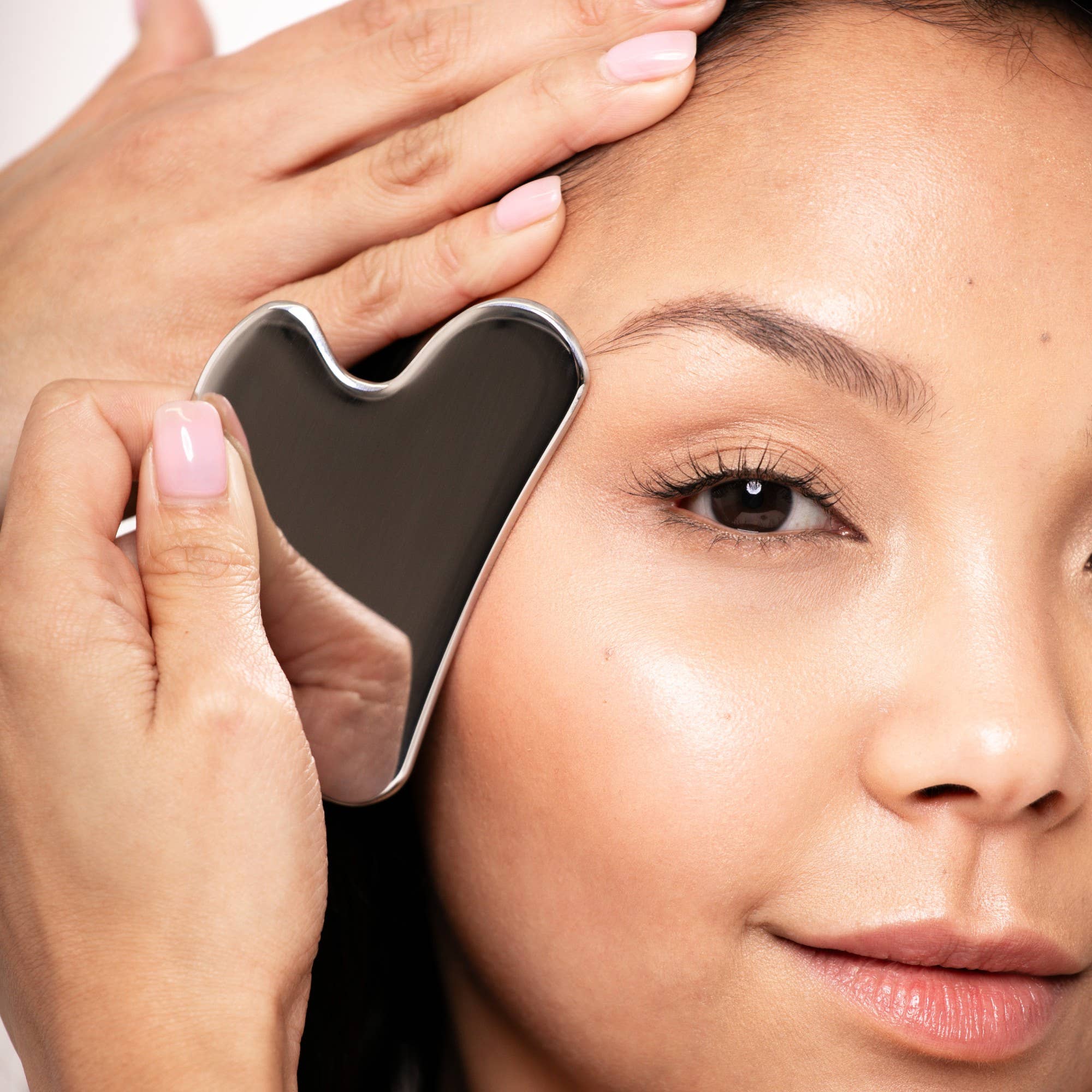 UpCircle Beauty Europe - Wholesale Gua Sha Tool - Eco-Friendly Gua Sha - Gift Accessory Metal Spa Facial Massage Tool1