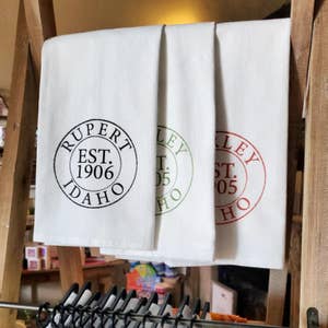 Printed Flour Sack Kitchen Towels and Aprons - Leslie Flynt