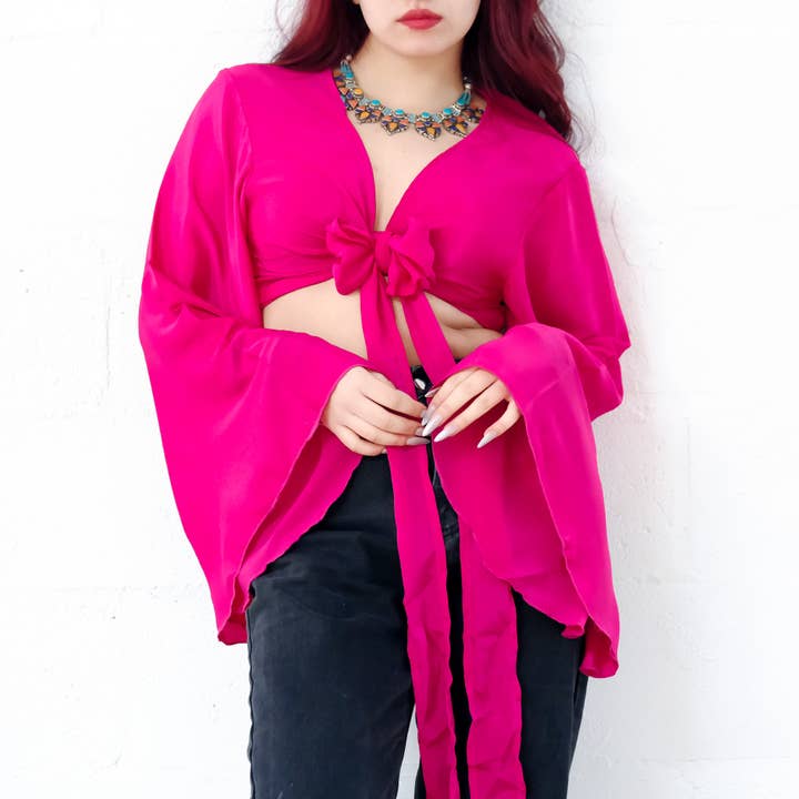 Karma Nepal Crafts - Vendita all'ingrosso Camicetta - Donna - Top avvolgente in seta tinta unita12