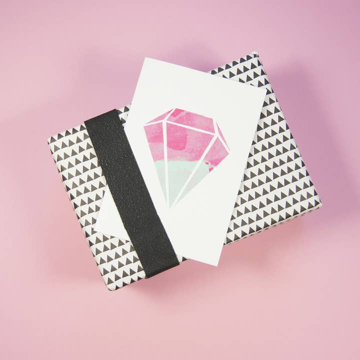 Karte Design Berlin - Wholesale Love Card - Everyday Card & Envelope – “Can't Buy Me Love” (Magenta Gem) 3