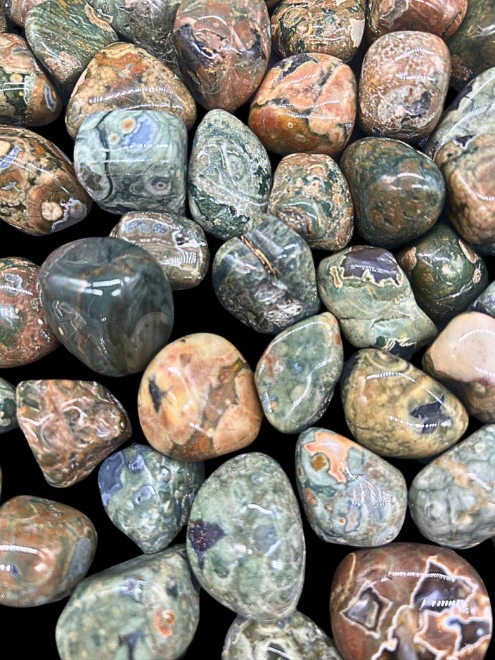 Geoworld - Tumbled Stone - Rhyolite - L for wholesale by Geoworld Gallery
