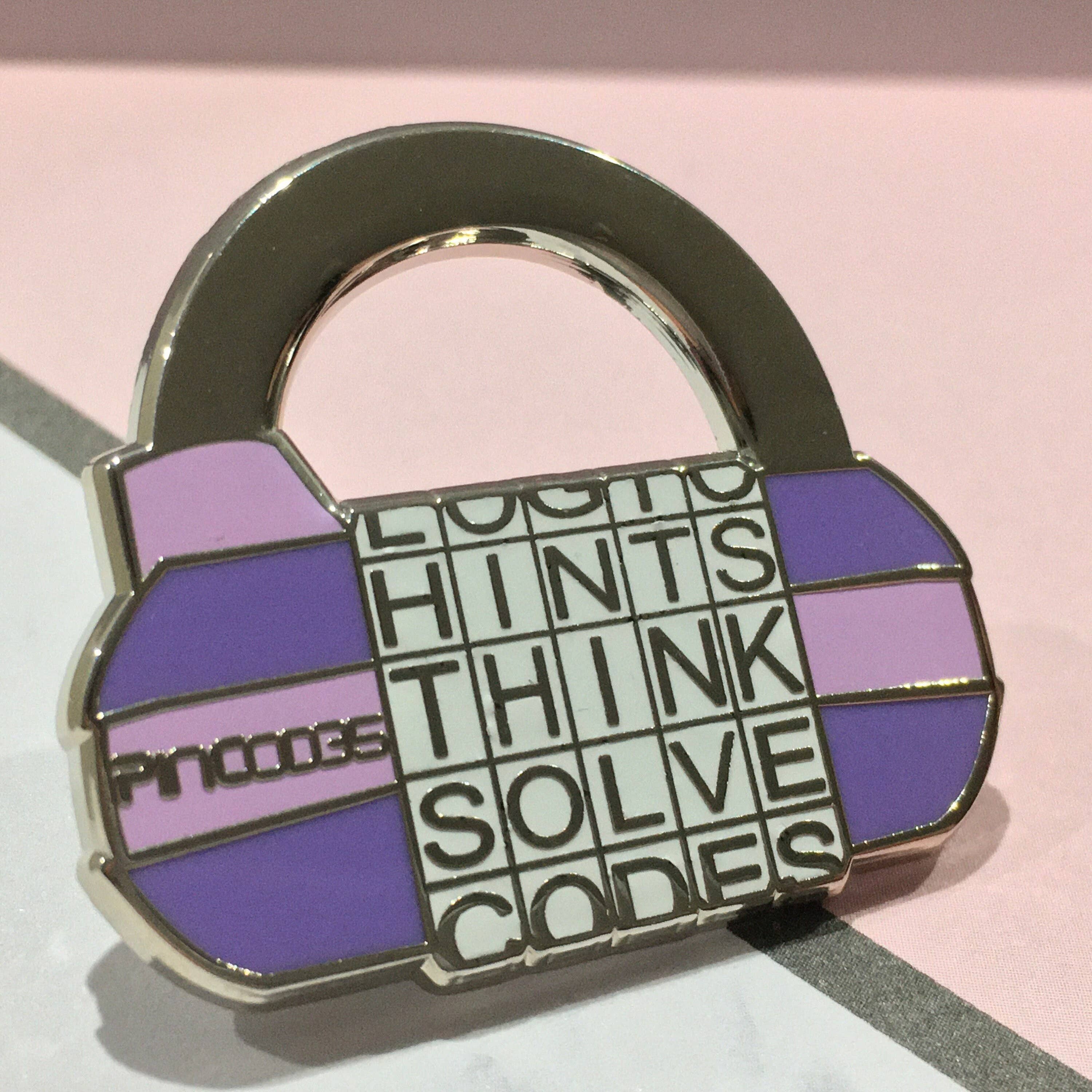 Pincodes - Venta al por mayor Botón/prendedor - Alfiler esmaltado duro con forma de candado con cinco letras, alfiler para sala de escape7