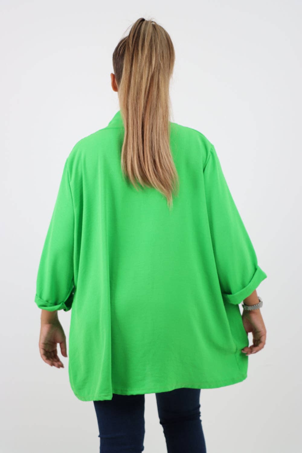 Miss Bold - Venta al por mayor Chaqueta - Mujer - Chaqueta ligera italiana con manga 3/4 y frente abierto3