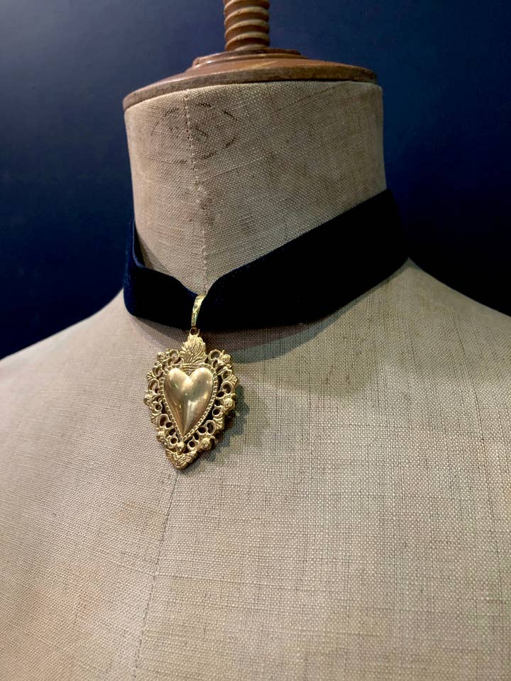 Collana Romeo - Choker Blue Velvet per la vendita all'ingrosso da parte di Fascinato