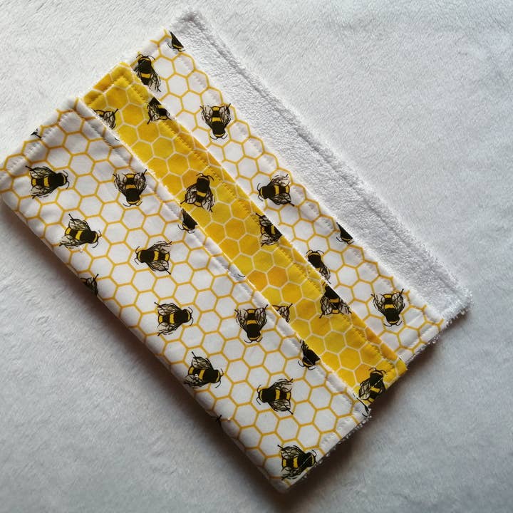 Bamboo kitchen cloth, reusable eco cleaning wipes Honey bees for wholesale by Hannah and me