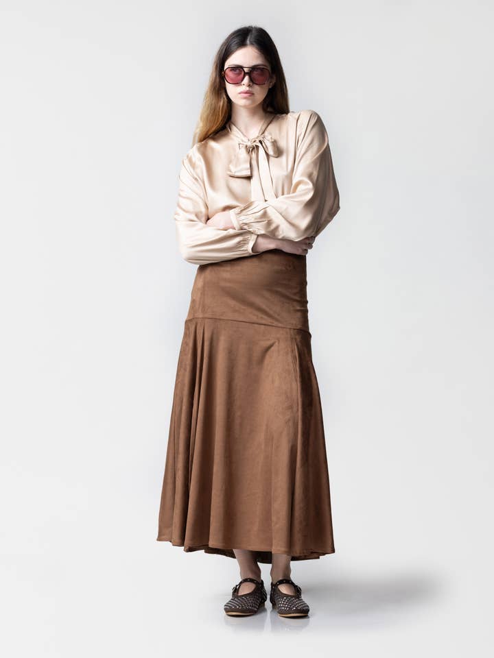 Gonna Kos Suede Double for engroshandel hos Chiara Boncompagno