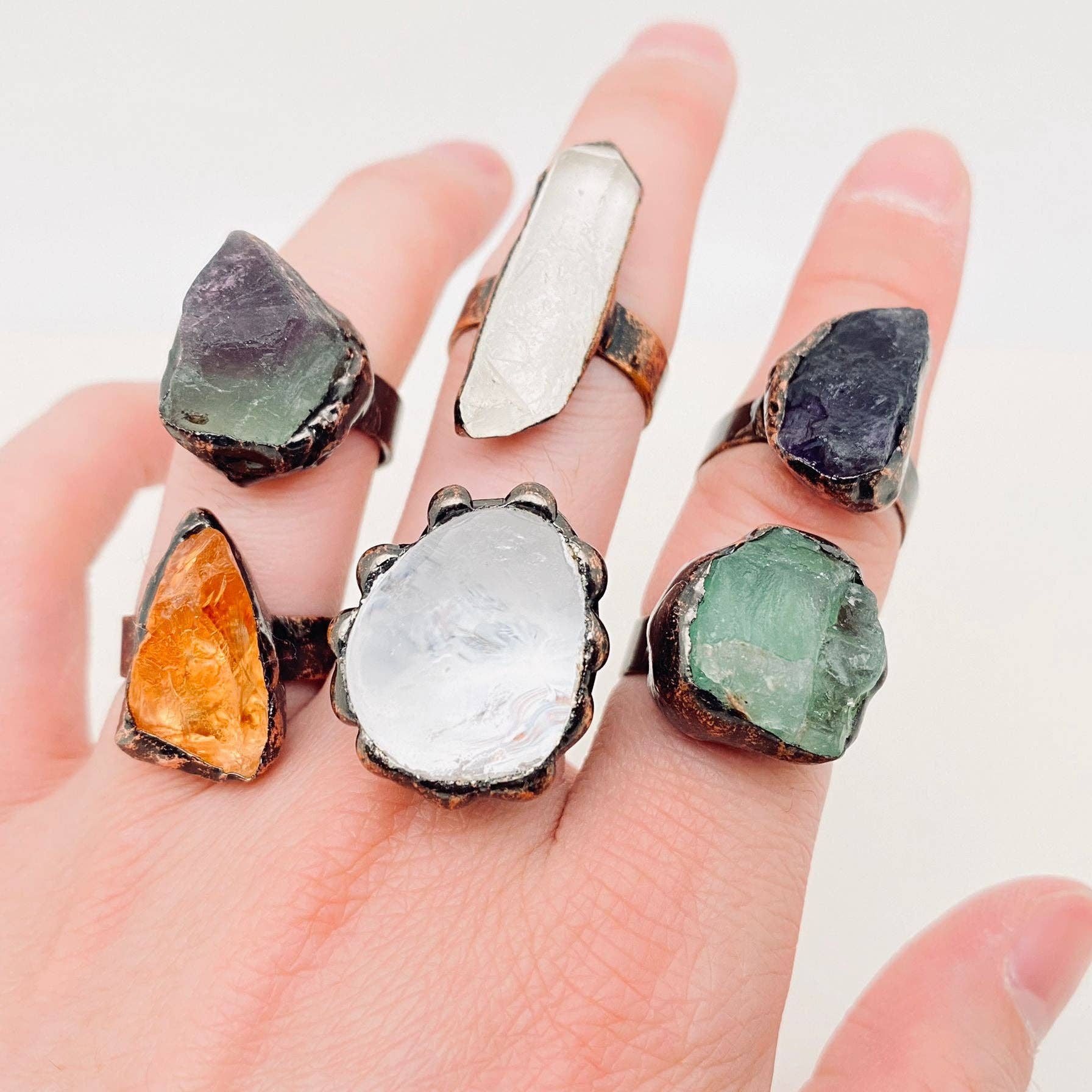 Mio Queena - Vente Bague de cocktail/de cérémonie - Bague réglable vintage en pierre naturelle et cristal amorphe - CS7