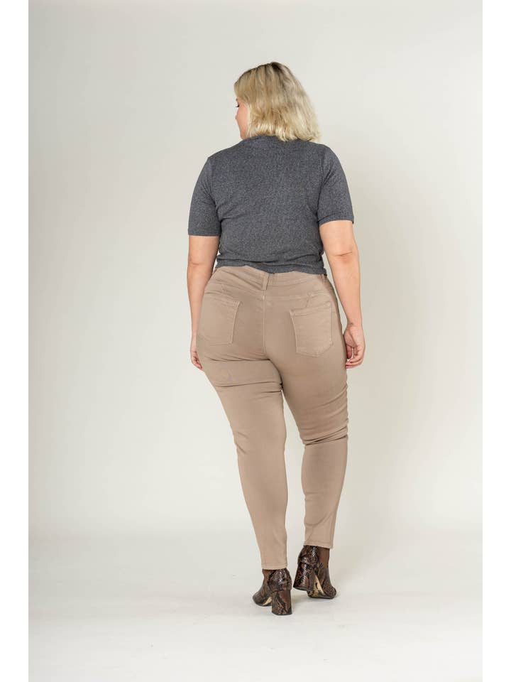 Nina Carter - Wholesale Pants - Women's - Curve Plus Size Ultra Comfort and Stretch Push Up P61122