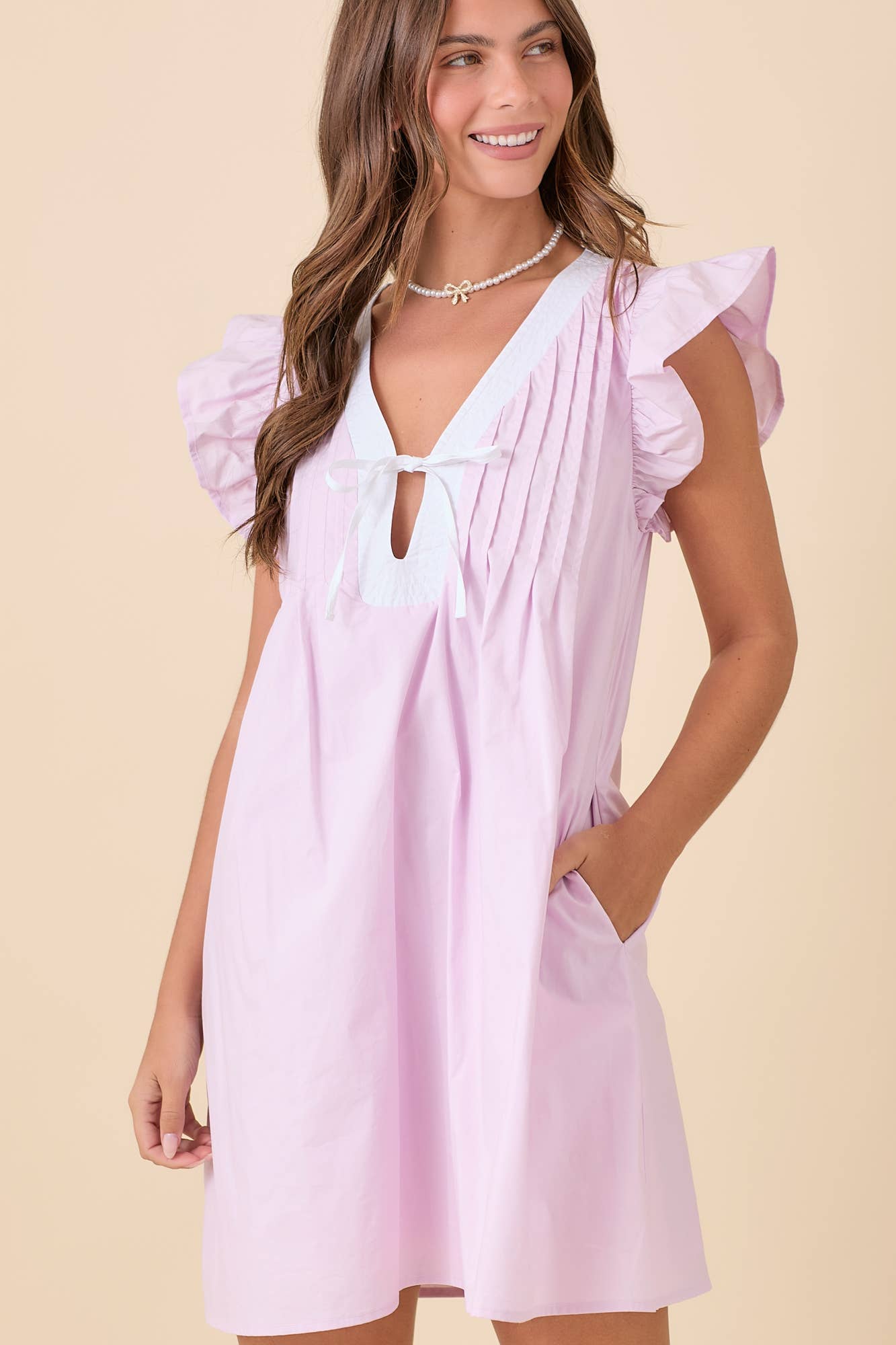 Main Strip – Großhandel Kleid – Damen – Sommer-Minikleid mit Rüschenärmeln und Biesenfalten7