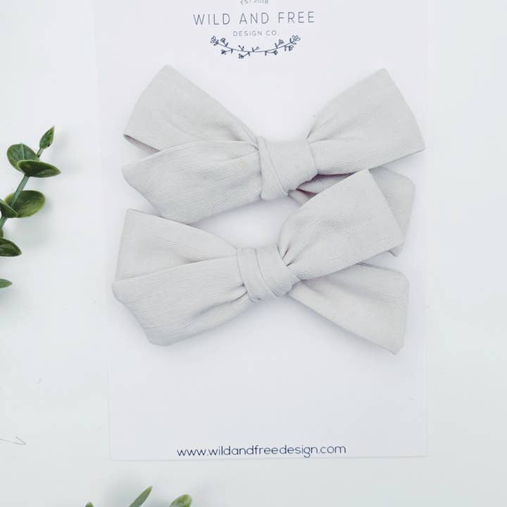 Wild and Free Design Co. – wholesale Hårrosett - Barn – Neutral Pitail Bow set4