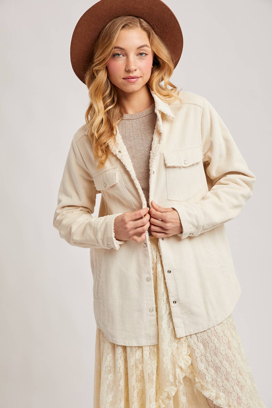 Bluivy - Wholesale Jacket - Women's - CORDUROY SHERPA-LINED JACKET17